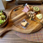 Kyukaruizawa KIKYO Curio Collection by Hilton