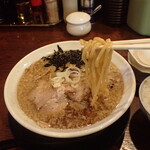 Menya Hideyoshi - 背脂中華（麺）