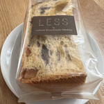 LESS - GR  PANETTONE 1/4 CUT