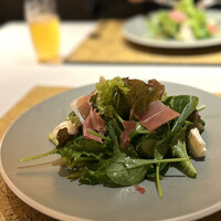 神戸牛炉窯焼ステーキ 雪月風花 北野坂 - サラダ。