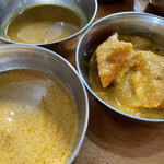 ニルワナム 神谷町店 - カレーは3種