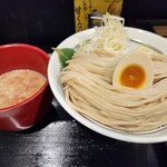 おいでやす通りにやってきた 宮田麺児 - 