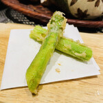 銀座天ぷらよしたけ - アスパラ