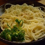鍋と肴と酒 いいち - 〆は細麺