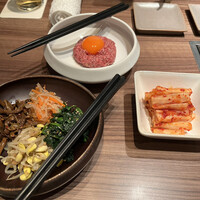 焼肉うしごろ 新宿三丁目店 - 