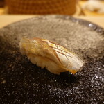 すし処 睦月 - 小肌