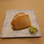 すし処 睦月 - 帆立づけ