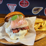 ヒッチ ハイカーズ バーガー スタンド - 