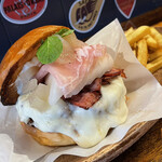 ヒッチ ハイカーズ バーガー スタンド - 