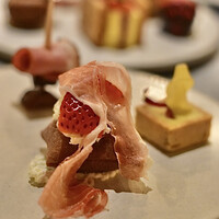 ERUTAN RESTAURANT BAR - 