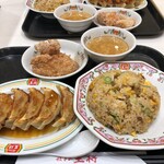 Gyouza No Oushou - 【炒飯セット】1065円