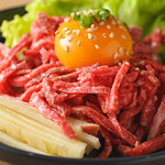 肉の町 - 和牛ユッケ