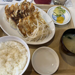 喜慕里 - 餃子定食（中）1020円
