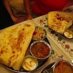 野菜カレーとビッグナン