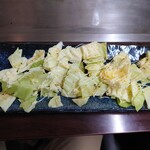 広島お好み焼・鉄板焼 かん吉 - ウマダレキャベツ