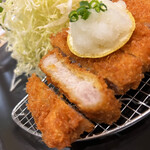 黒豚かつ処　霧島 - 脂とお肉のバランスがちょうどいい