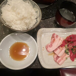 Yakiniku No Mikore - 