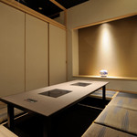 Kyoutotsuyu Shabu Chiriri - 落ち着いた室礼の掘りごたつのお部屋