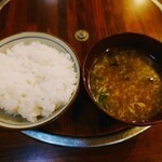萬楽 - ライス、スープ