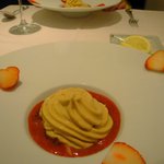 オーグードゥジュール メルヴェイユ - イチゴと黒ビールのデザート