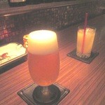 ニューヨークバー アッパークラブ シャンパン＆シガー - 今日は、蒸し暑い！カウンターで、BEERを、さくっと！いただく