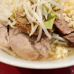 ラーメン二郎 - この日の豚