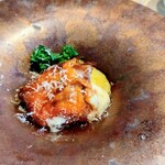 La Brianza - スカモルツァアフミカータ菜の花芽キャベツロマネスコパルミジャーノチーズ。いつか食べてみたいなと思いつつもそんな機会は来る気がしていなかったチーズいただけた幸せ機会嬉しい☆燻製の香りとコクある味わい美味