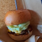 Cow Burgers - WチーズBURGER(1400円)　ハンバーガー