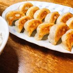 Hotsuza Irai - 肉焼餃子