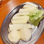 鳥久・若鳥焼 - セロリ　マヨ多め　400円