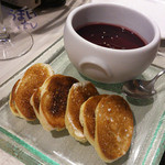 「フォアグラと白レバーのムース」　６０９円