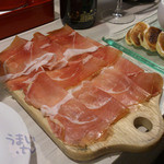 「バスク（バイヨンヌ）産生ハム」　６８３円