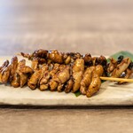 うなぎ専門店 本多 - 2023.3 鰻レバー串焼（1本 500円）、キモ焼（1本 600円）