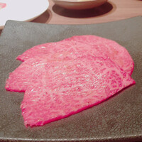 焼肉うしごろ 新宿三丁目店 - 霜降り上ミスジ  2,700円