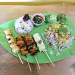 風見鶏 - ミステリー焼き鳥ランチ(ご飯少なめ)