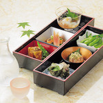 銀鈴 - （夜）毎日変わる、あて六旬肴　1800円（ﾄﾞﾘﾝｸ別）