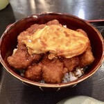 鶴岡屋 本店 - かつ丼(上)普通盛