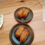 Udon To Karaage Sakaba Kameya - いなり寿司二皿