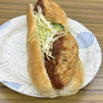 MARCIAN - 料理写真:白身魚フライサンド（税込み１８０円）