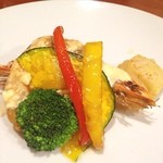 しゃるむ - コースのエビと帆立のクリームマヨネーズ 彩野菜添え