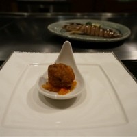 嘉門 - スーパーの惣菜のような冷めたコロッケ(1品目)