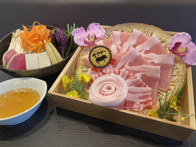肉庵 小滝野 那覇店 - 県庁前/豚しゃぶ | 食べログ 肉庵 小滝野 那覇店 - 県庁前/豚しゃぶ | 食べログ