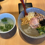 寿製麺 よしかわ - 煮干し油そば 麺大盛(¥930)