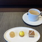 レストラン ラ・フロレゾン・ドゥ・タケウチ - 