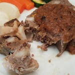 キッチン ブルー グローブ - テリーヌから里芋が溢れだす！