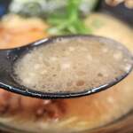 GYUTON - 牛豚骨醤油ラーメン