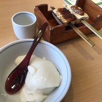 豆富料理と吟醸せいろ蒸し 八かく庵 大阪ステーションシティ店 - 