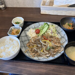 Menkoiya - 豚肉のじゃじゃ味噌焼き定食　850円