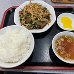 来来軒 - 料理写真:レバニラ炒めライス