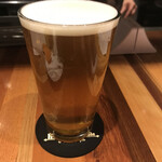 ヒマラヤテーブル - ベルガモットIPA(ワイマーケット:愛知)。フルーツIPAとのことですが、果実感より華やかさを強く感じる口当たり。IPAでも苦すぎるのはちょっと・・・な方にはぴったりハマる(=´∀｀)人(´∀｀=)
